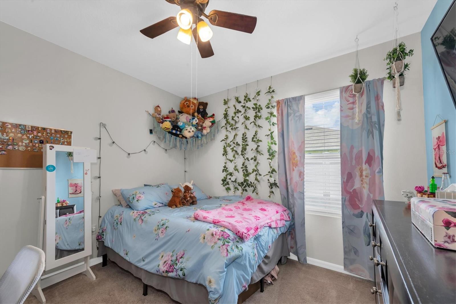 Image 24 of 34 For 2826 Van Amber Court