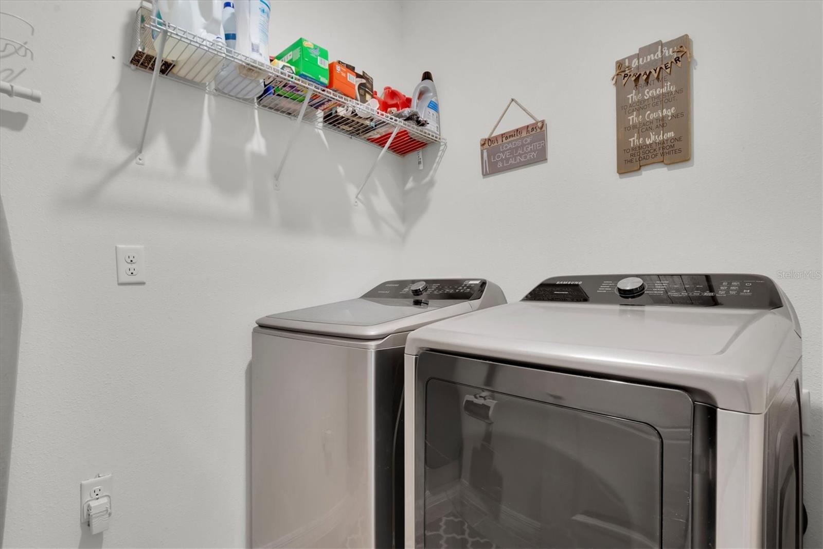 Image 28 of 34 For 2826 Van Amber Court