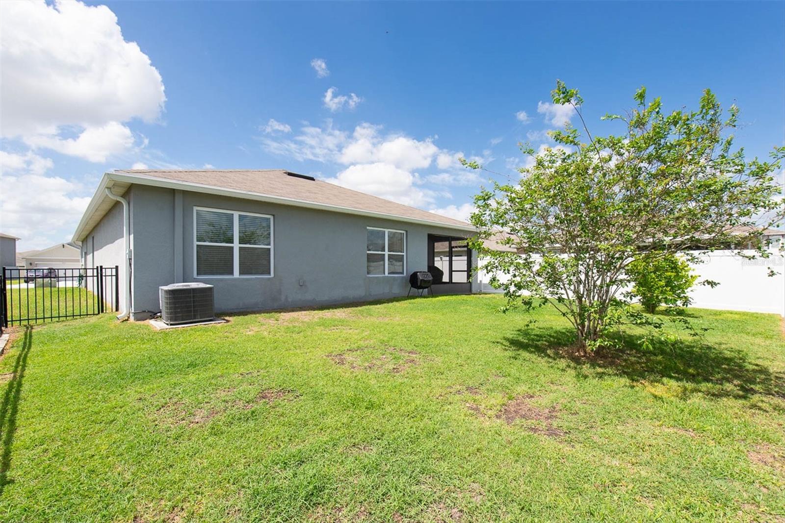 Image 31 of 34 For 2826 Van Amber Court