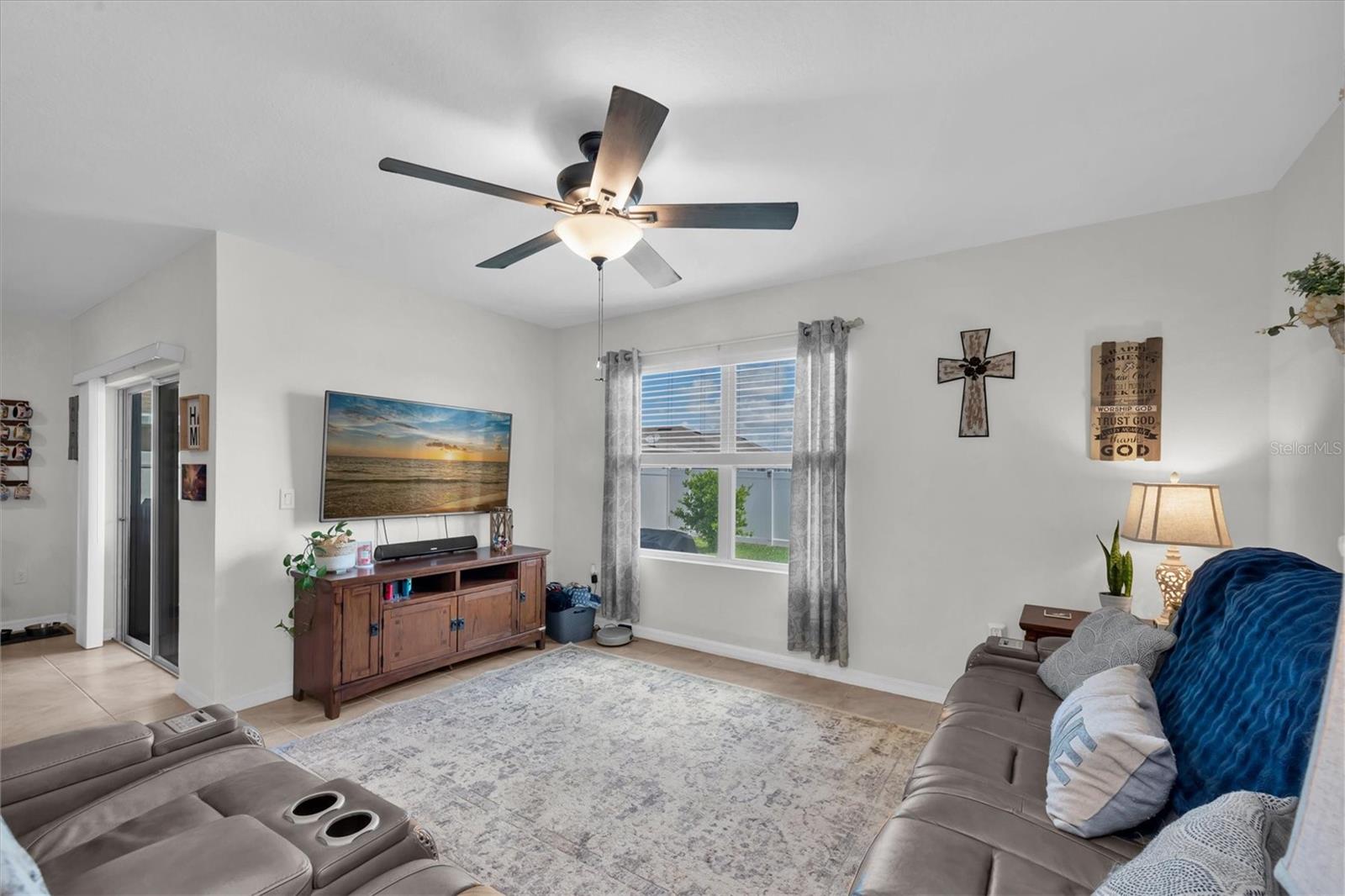 Image 8 of 34 For 2826 Van Amber Court