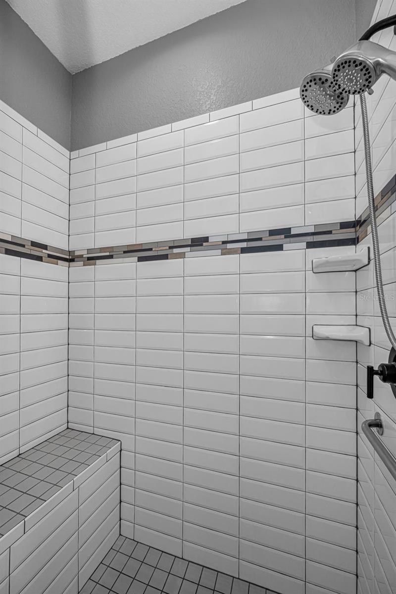 Listing photo id 25 for 15747 Sago Drive