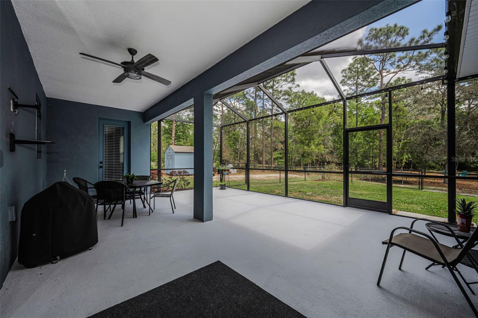 Listing photo id 30 for 15747 Sago Drive