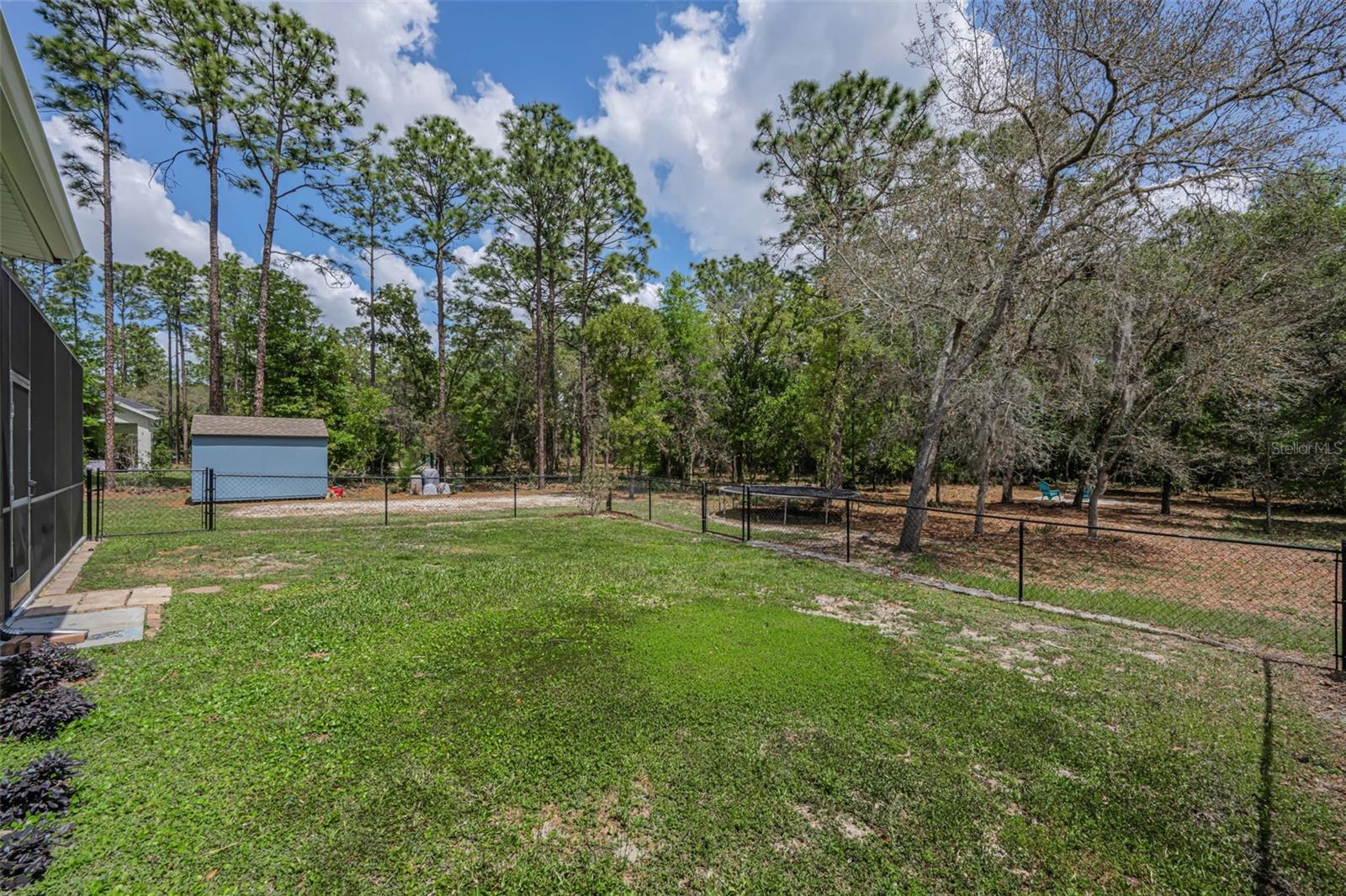 Listing photo id 36 for 15747 Sago Drive