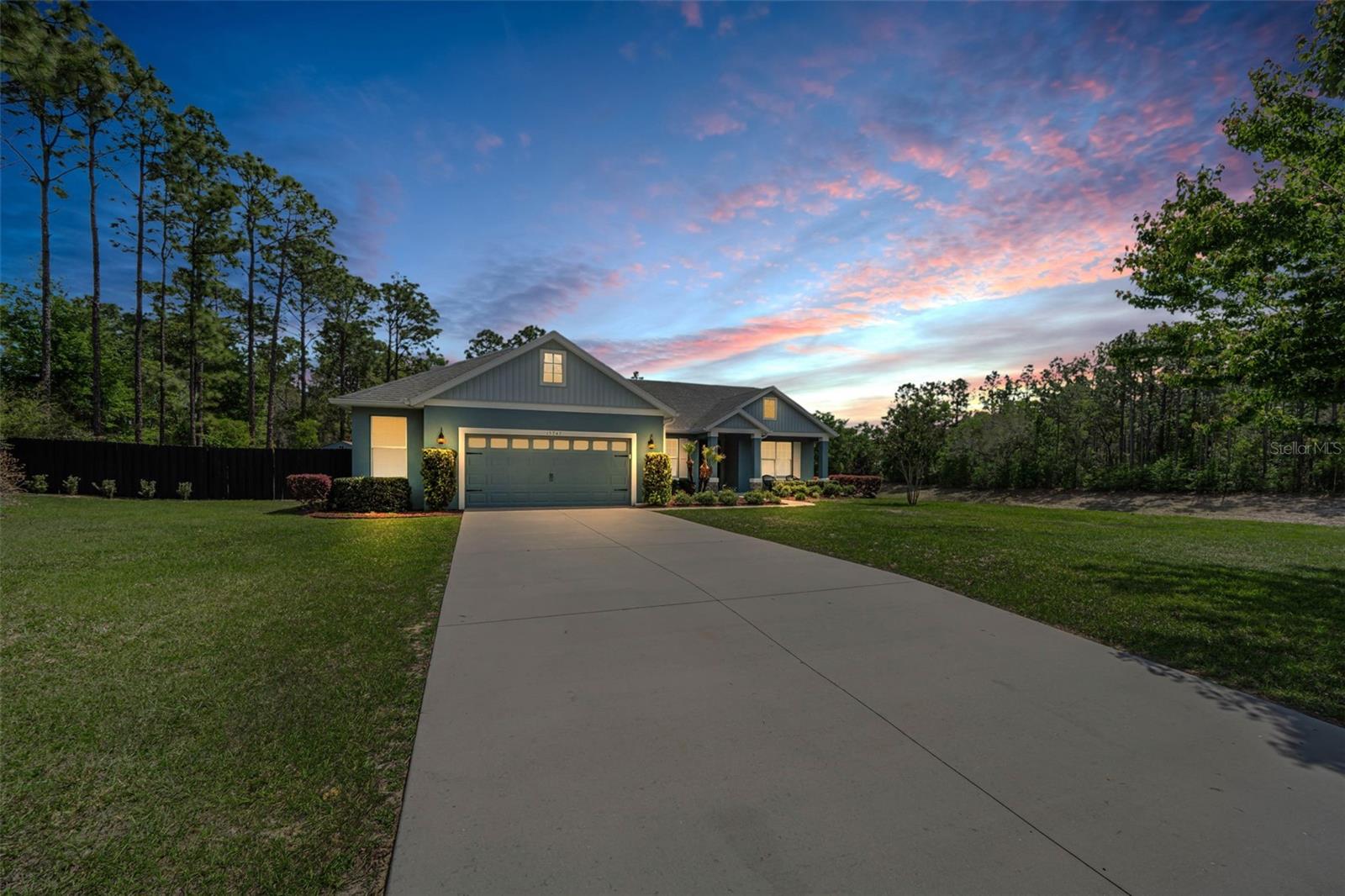 Listing photo id 53 for 15747 Sago Drive