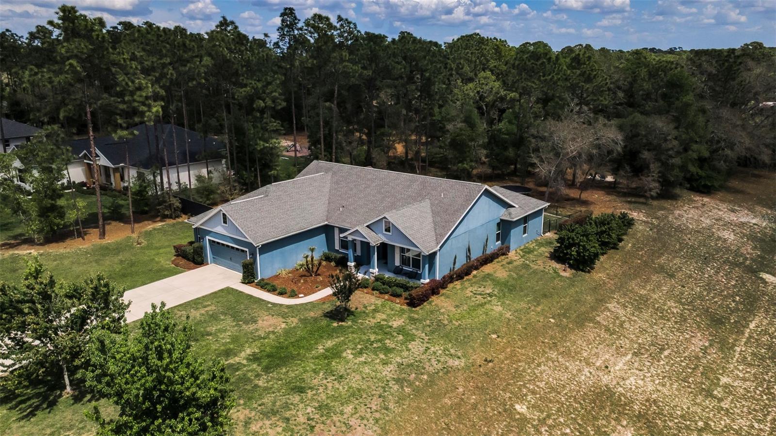 Listing photo id 54 for 15747 Sago Drive