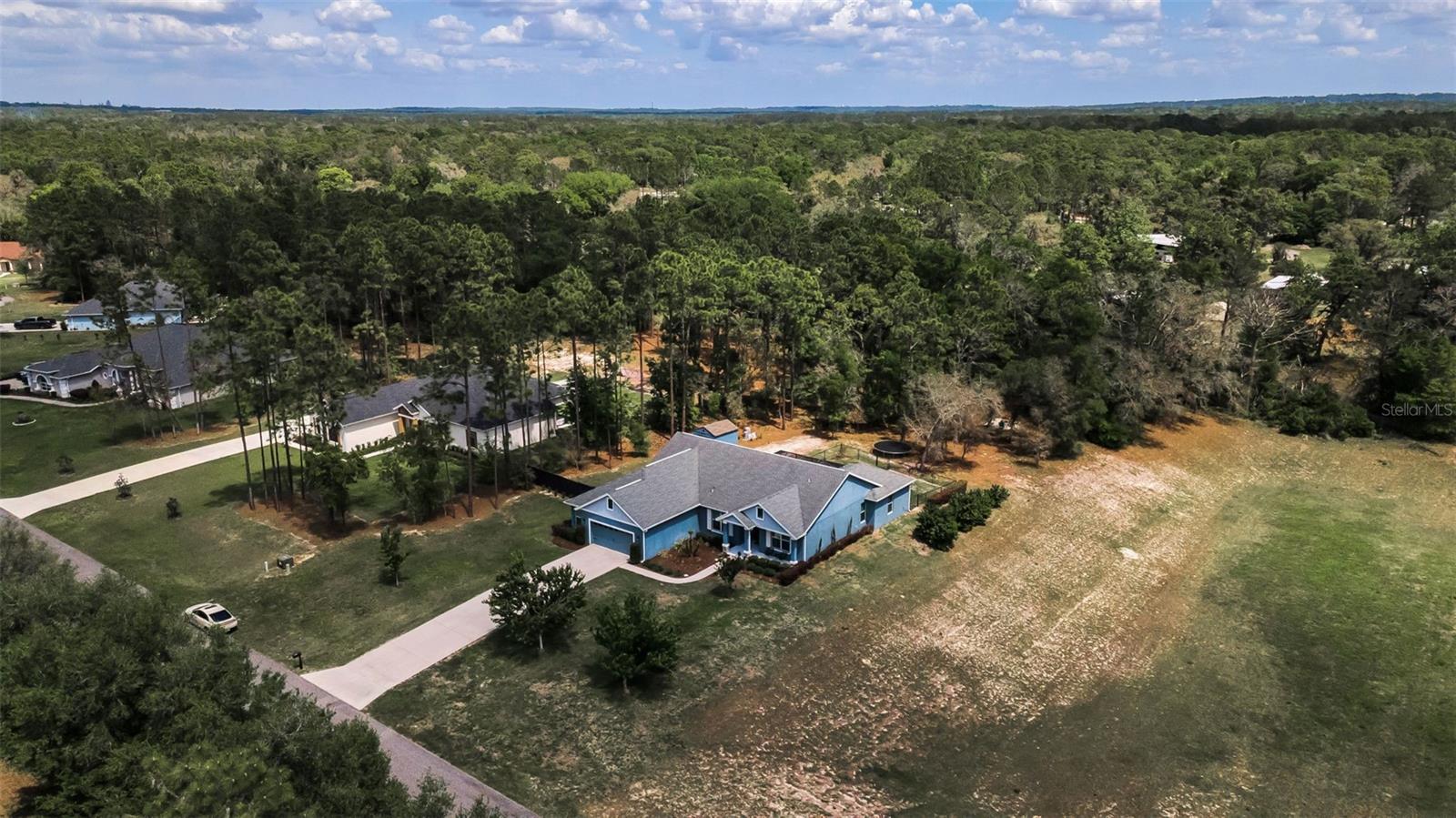 Listing photo id 78 for 15747 Sago Drive