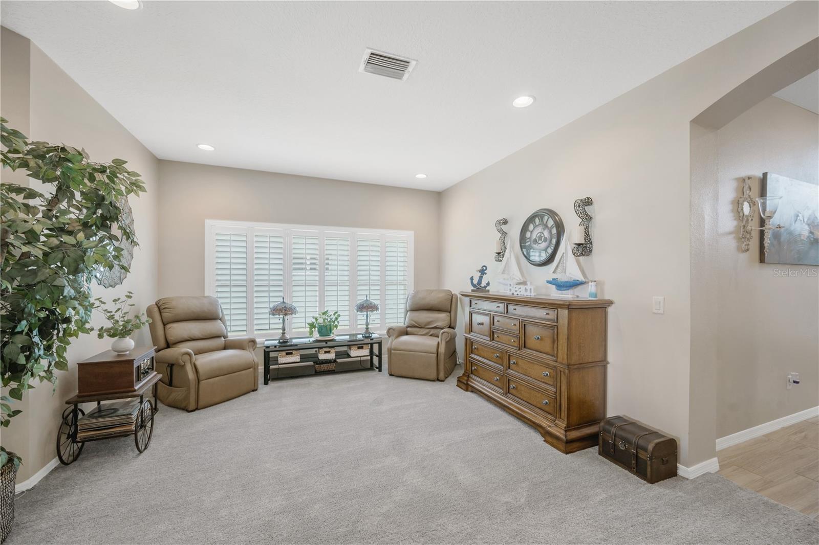 Image 14 of 54 For 1842 Mira Lago Circle