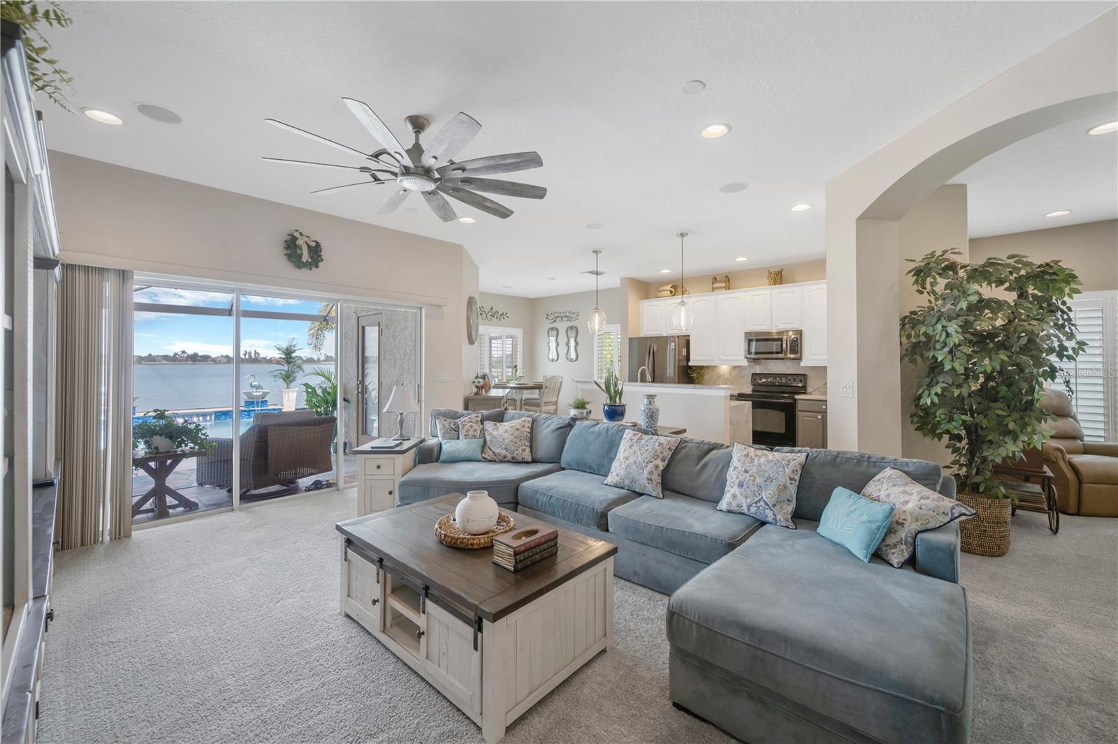 Image 17 of 54 For 1842 Mira Lago Circle