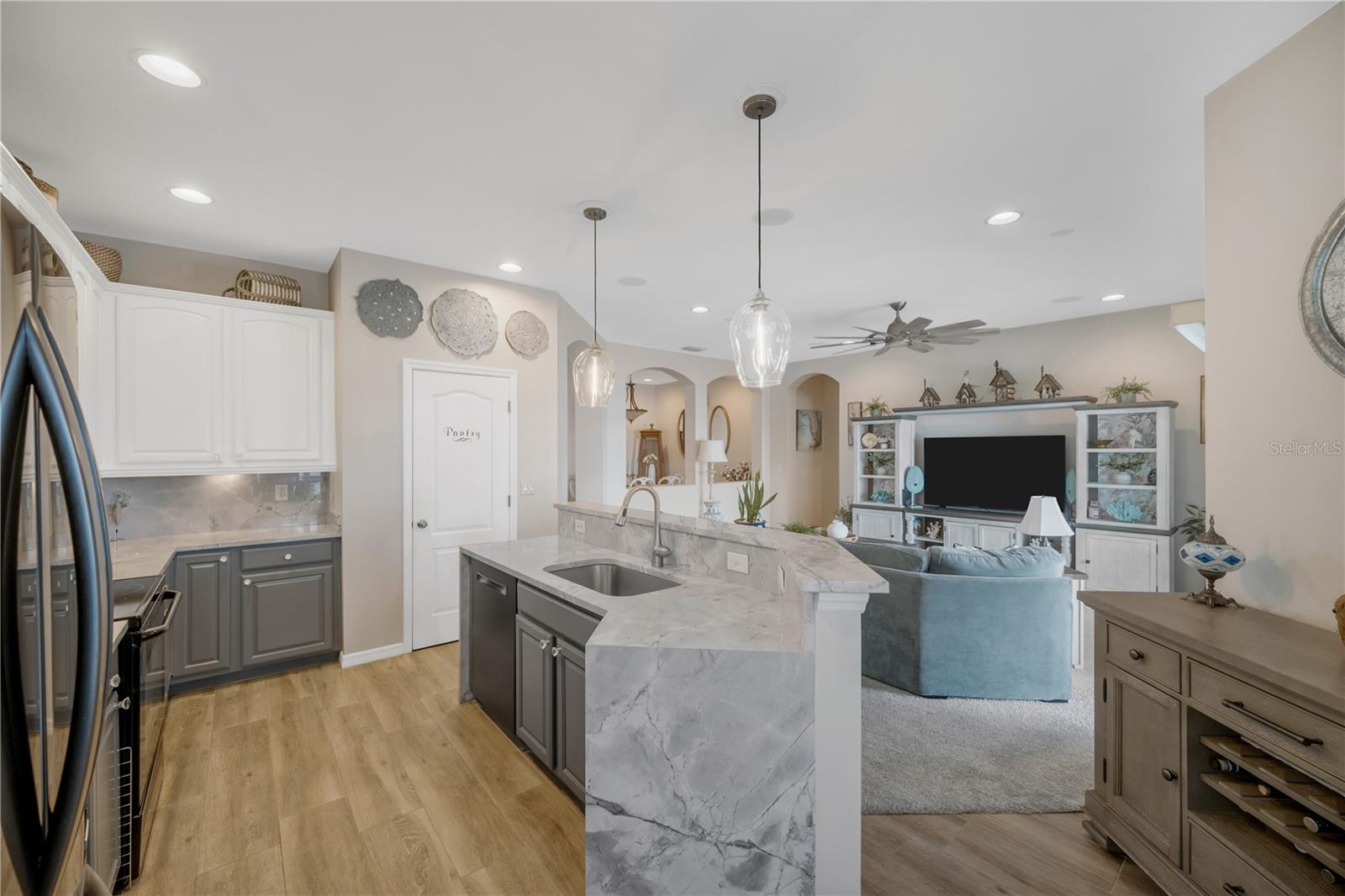 Image 20 of 54 For 1842 Mira Lago Circle