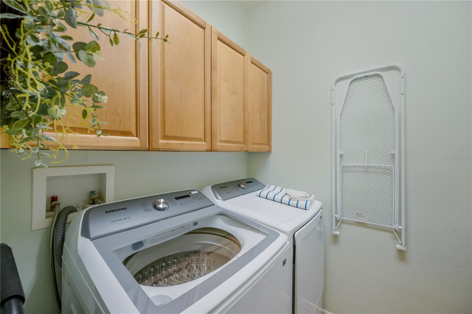 Image 35 of 54 For 1842 Mira Lago Circle