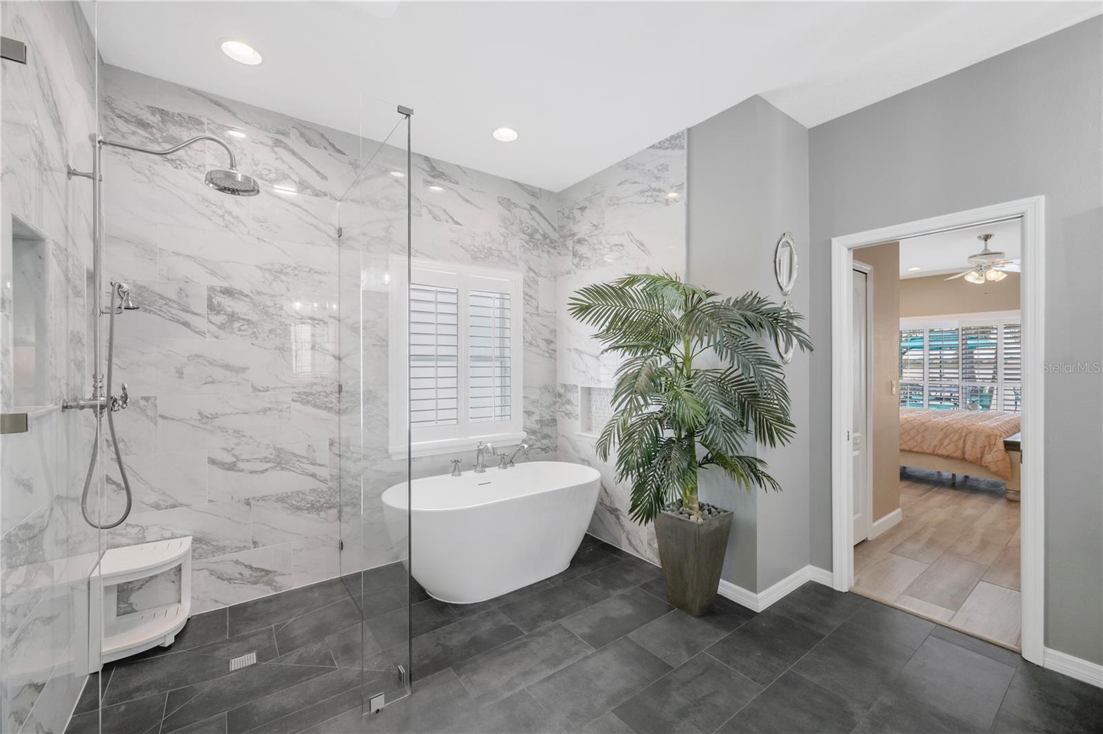 Image 6 of 54 For 1842 Mira Lago Circle