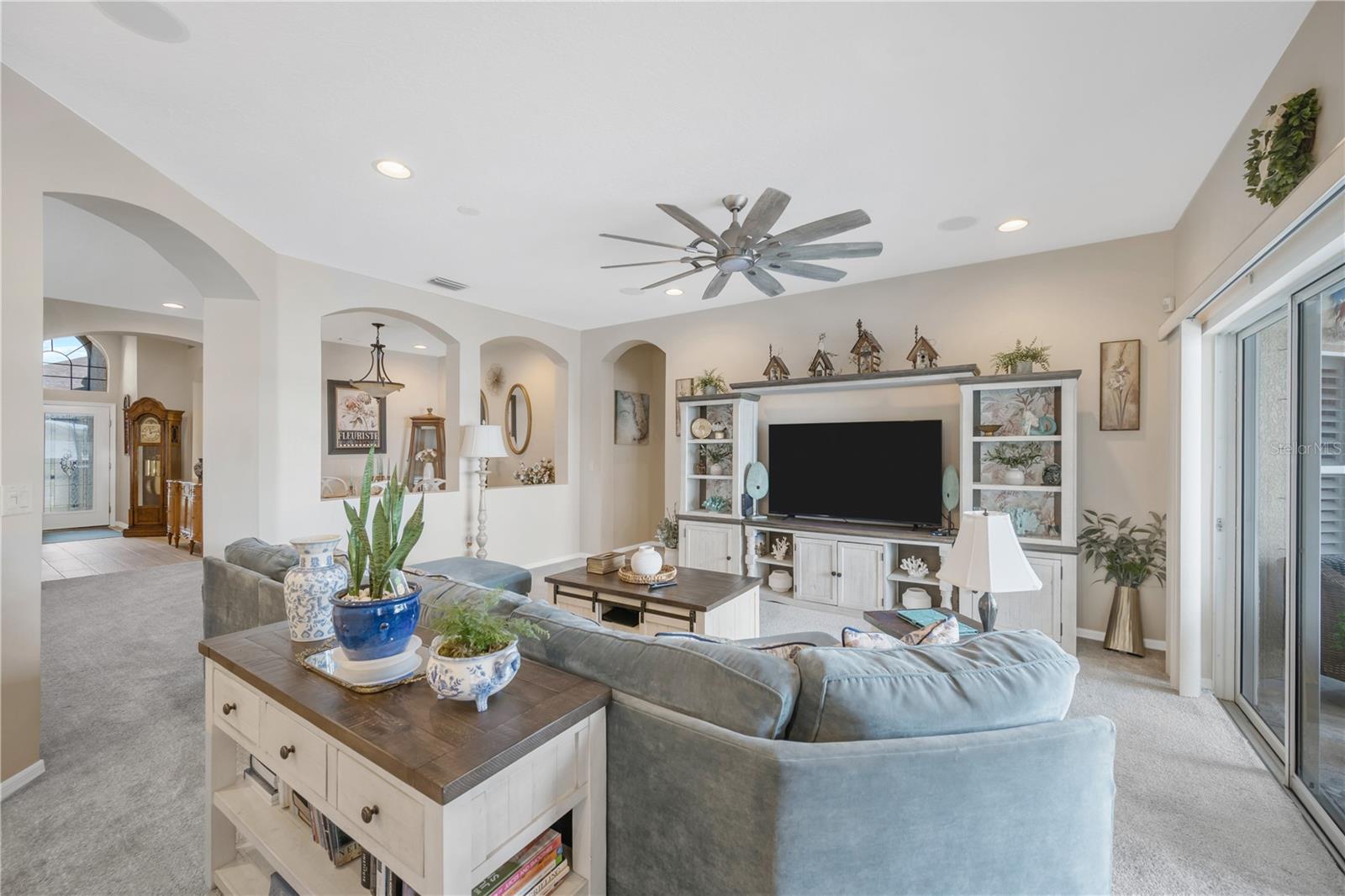 Image 7 of 54 For 1842 Mira Lago Circle