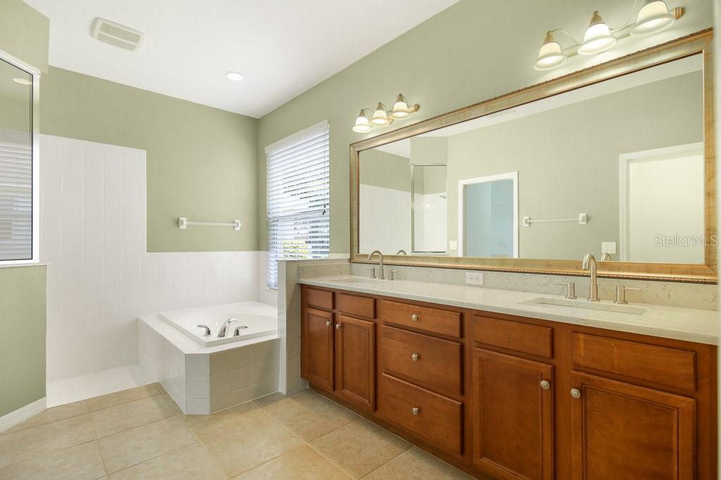 Image 16 of 35 For 6115 Gannetdale Drive