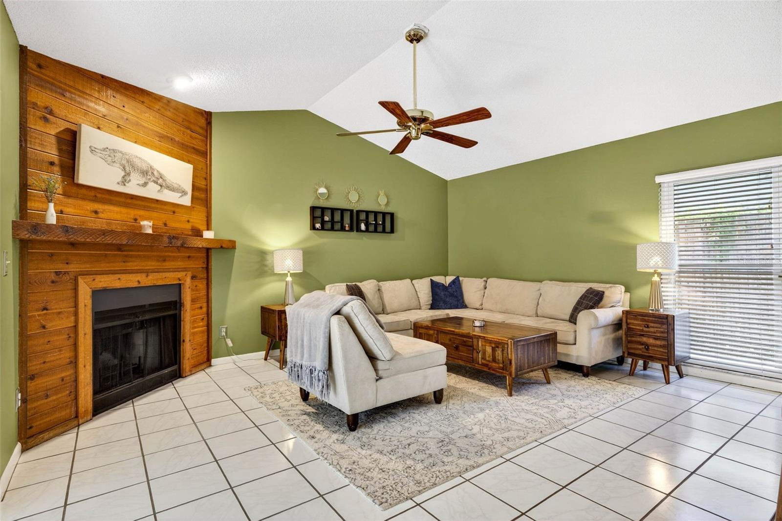 Image 20 of 63 For 12913 Rain Forest Street