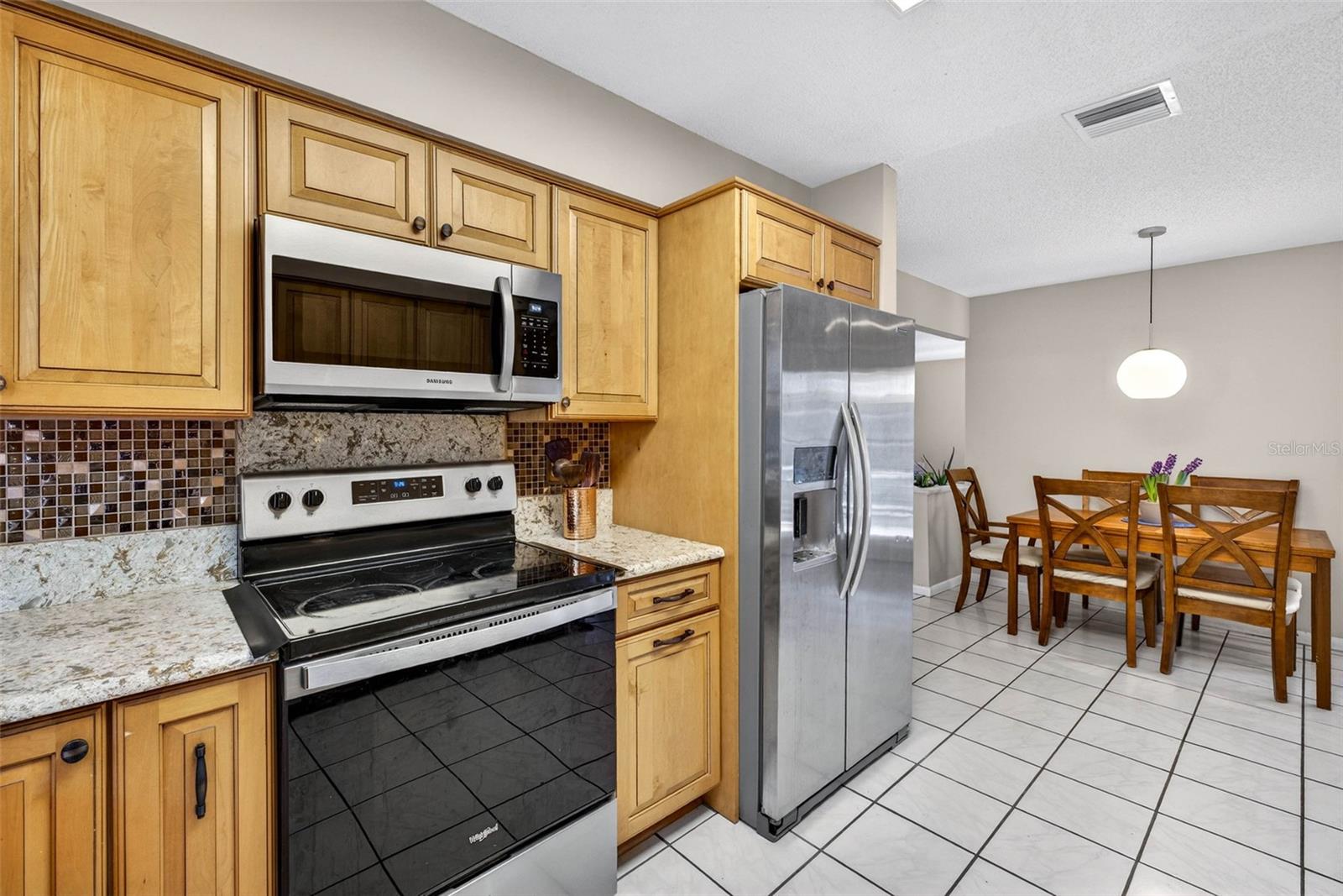 Image 29 of 63 For 12913 Rain Forest Street