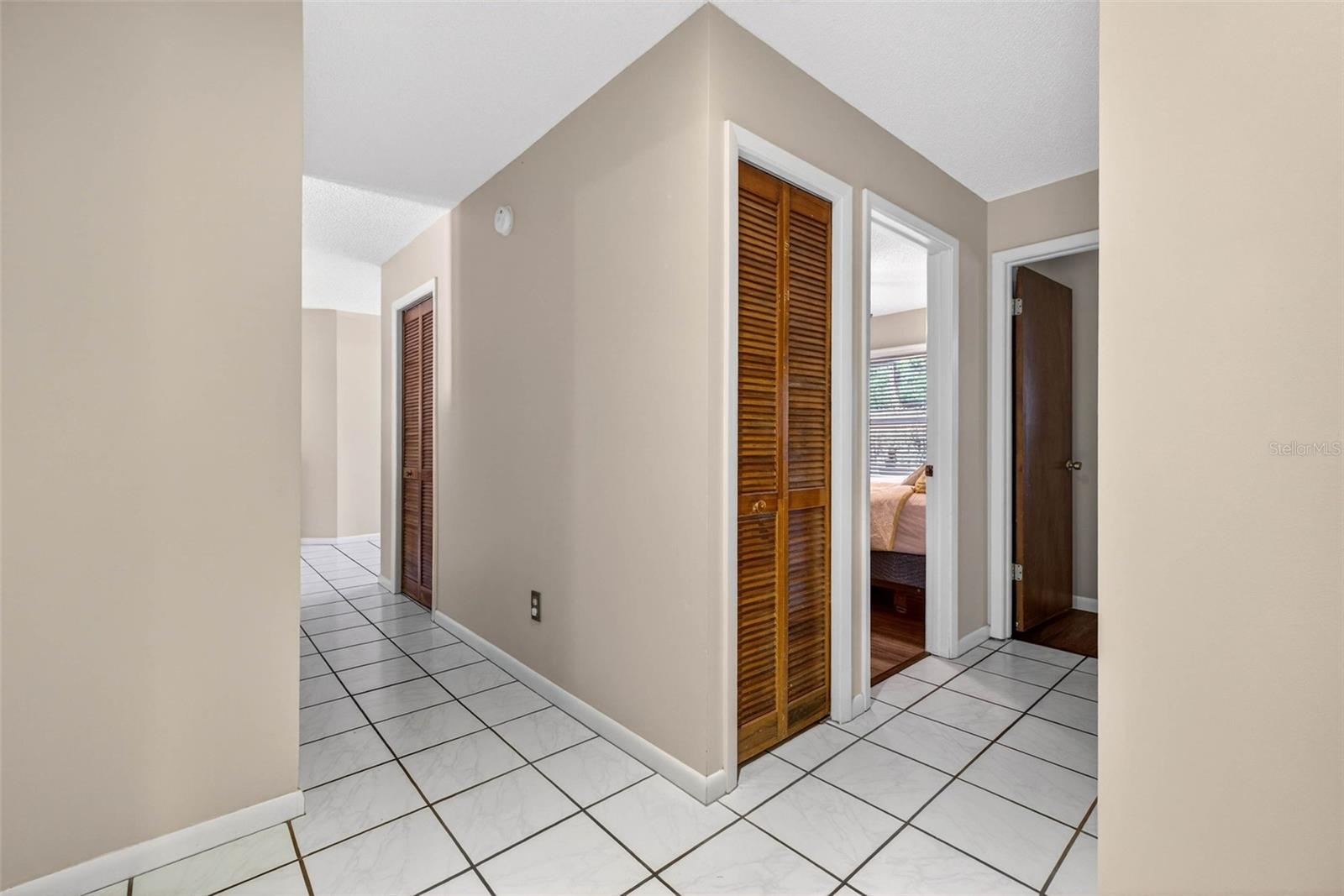 Image 35 of 63 For 12913 Rain Forest Street