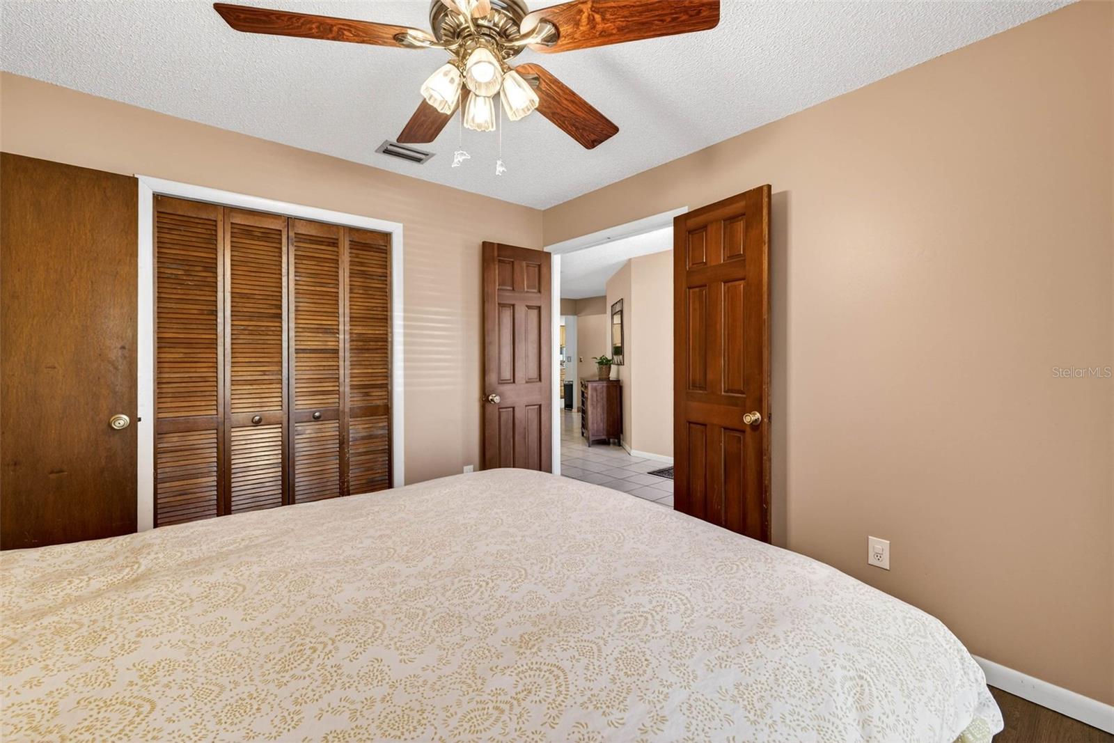 Image 37 of 63 For 12913 Rain Forest Street