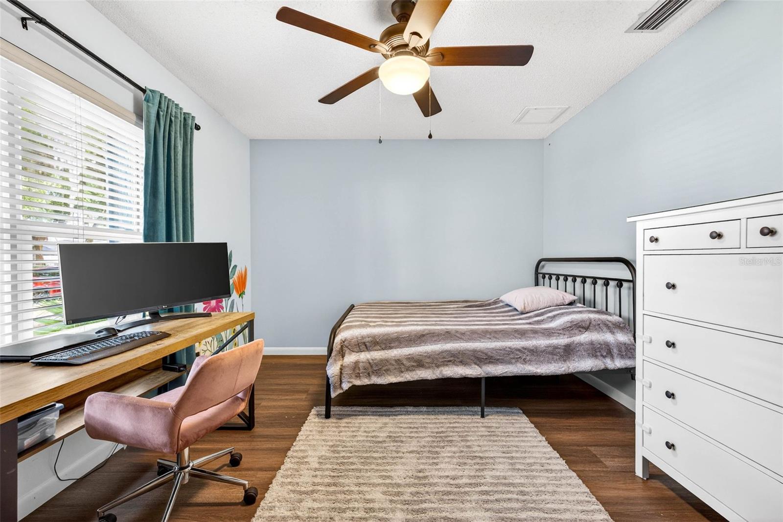 Image 39 of 63 For 12913 Rain Forest Street