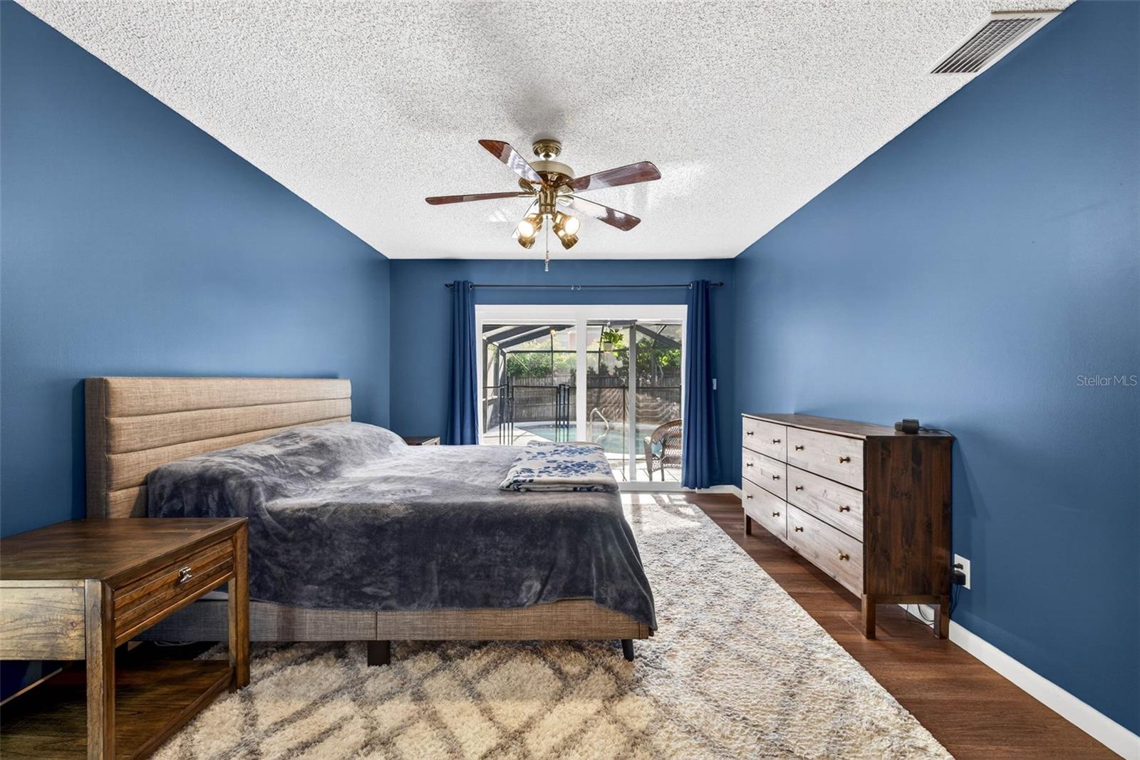 Image 45 of 63 For 12913 Rain Forest Street