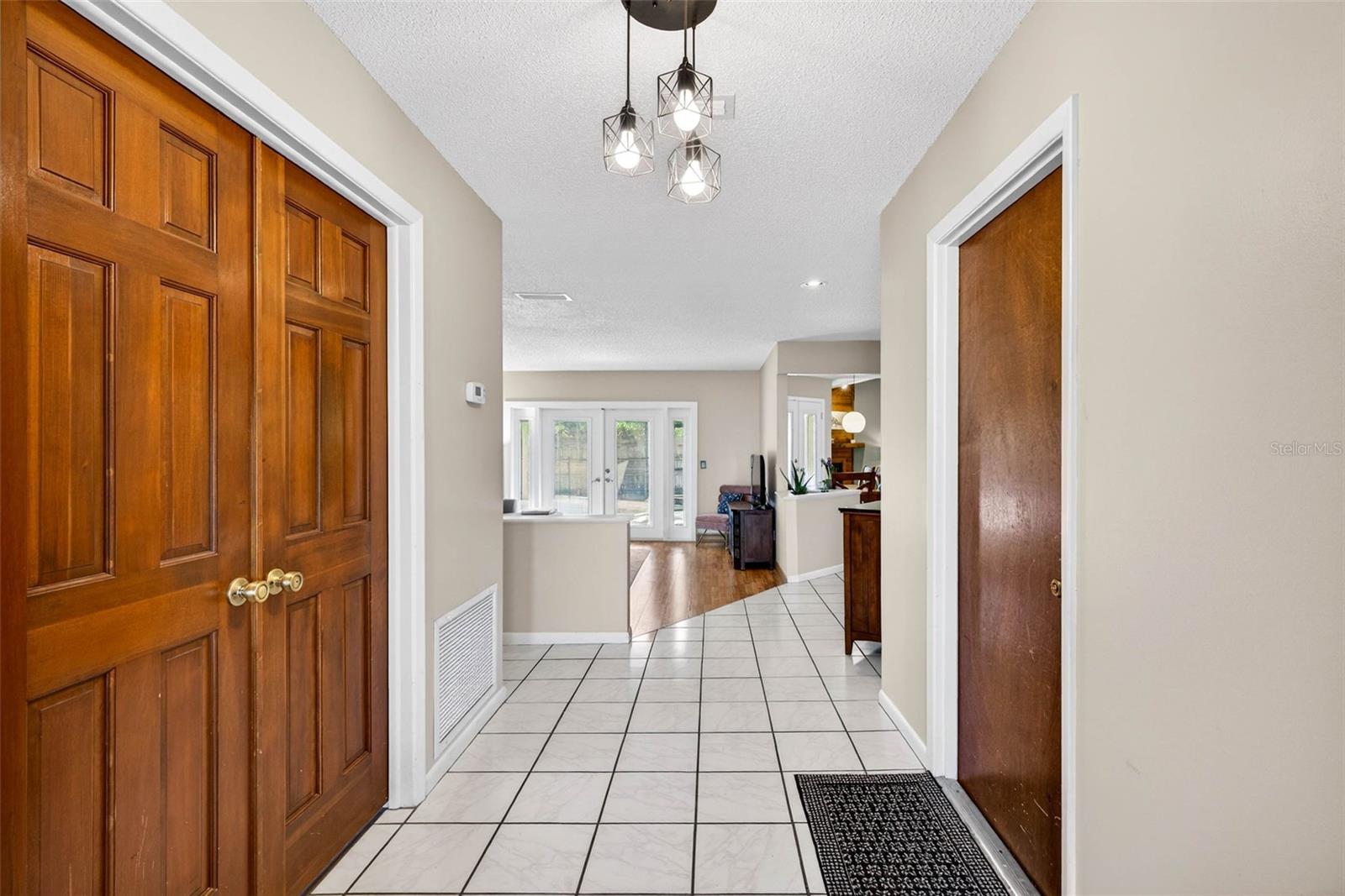 Image 8 of 63 For 12913 Rain Forest Street