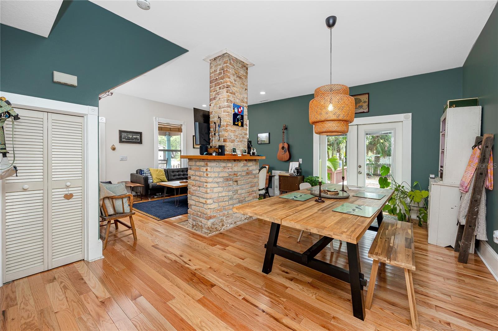 Image 17 of 38 For 6829 Fitzgerald Street