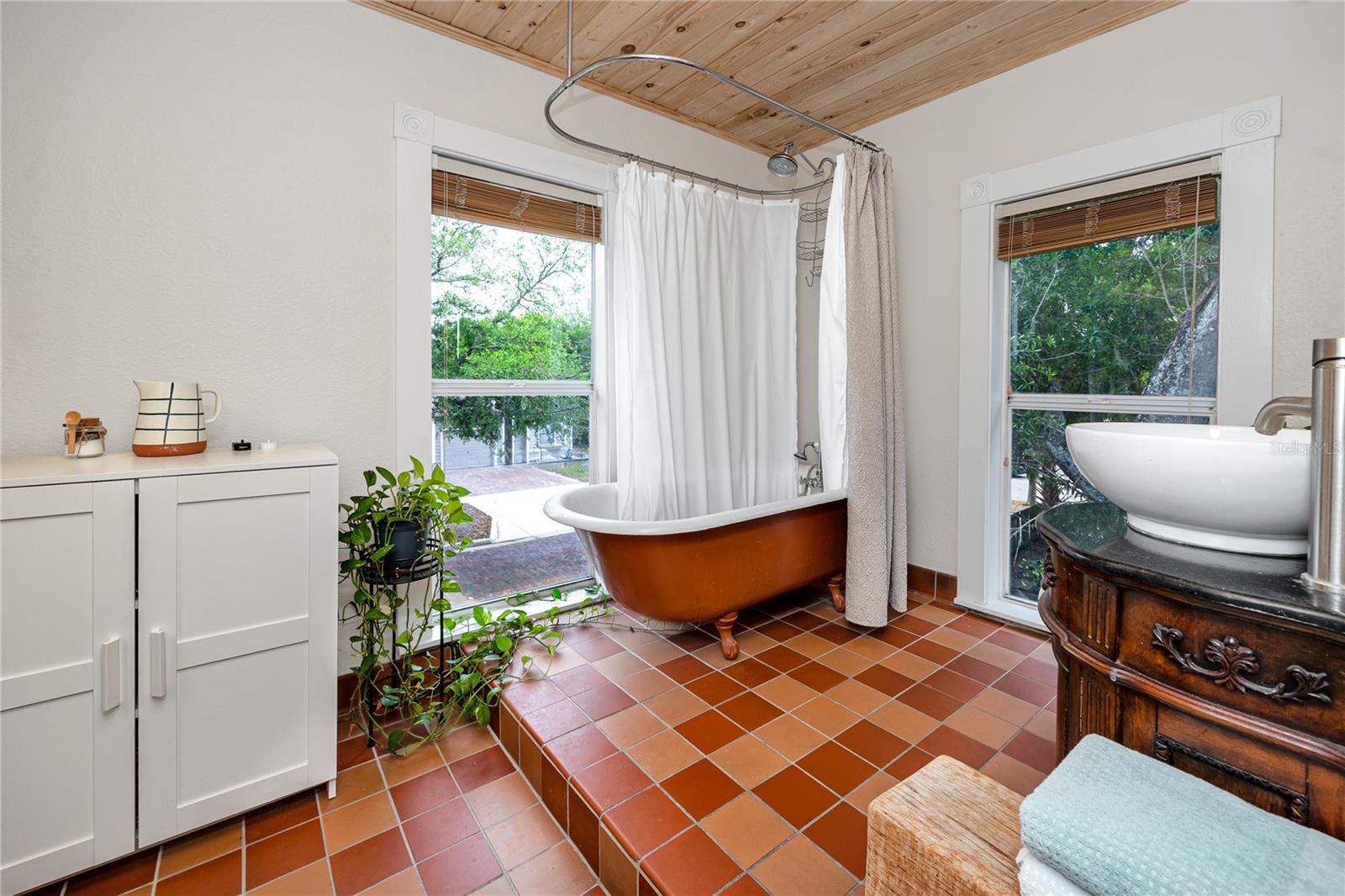 Image 30 of 38 For 6829 Fitzgerald Street