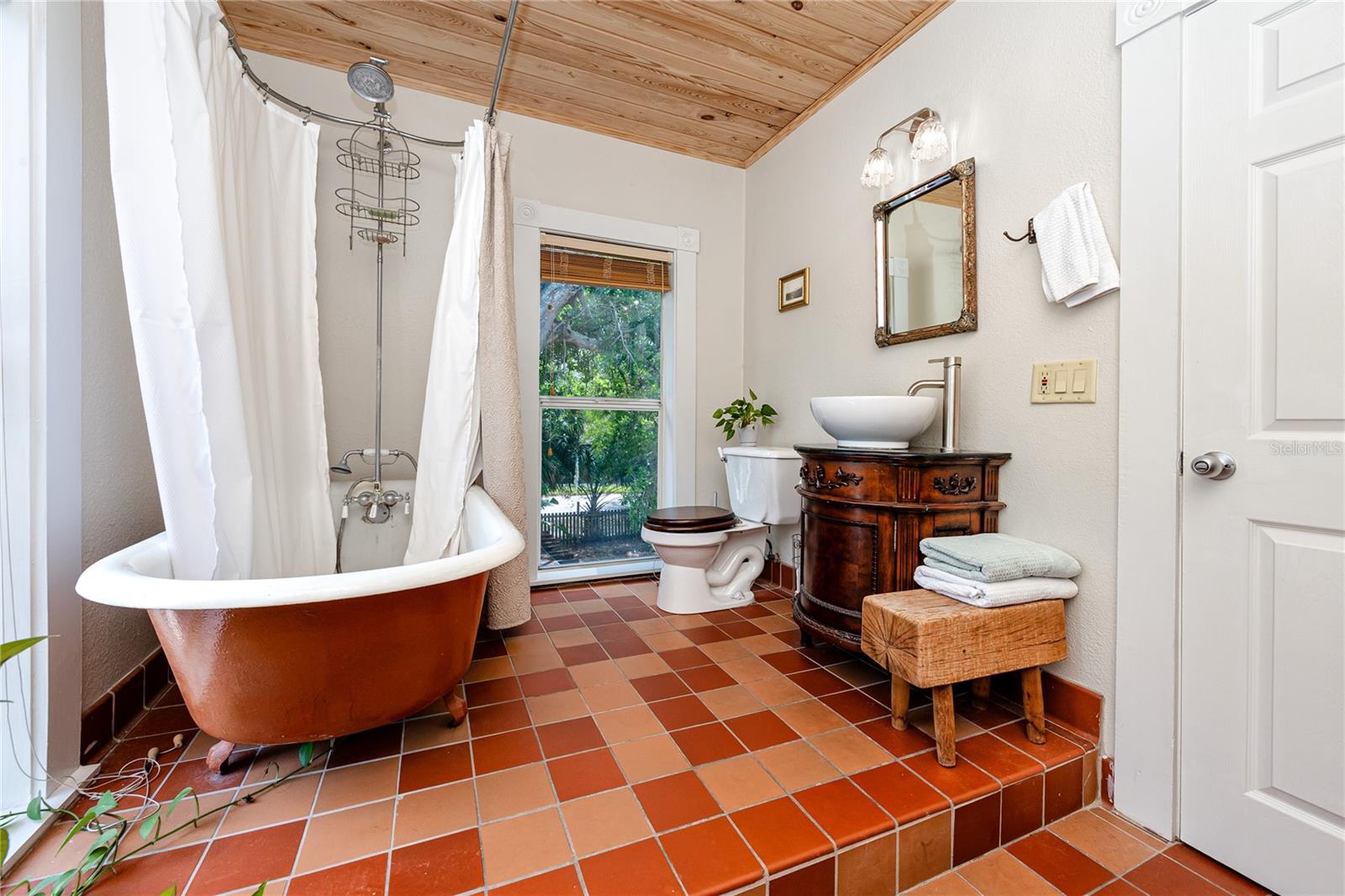 Image 32 of 38 For 6829 Fitzgerald Street