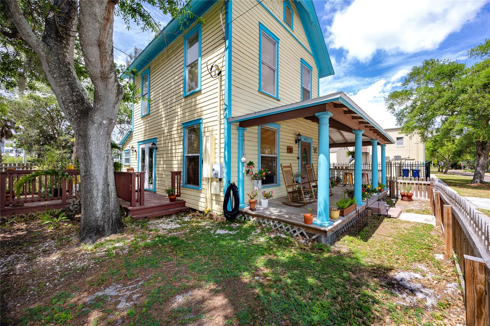 Image 7 of 38 For 6829 Fitzgerald Street