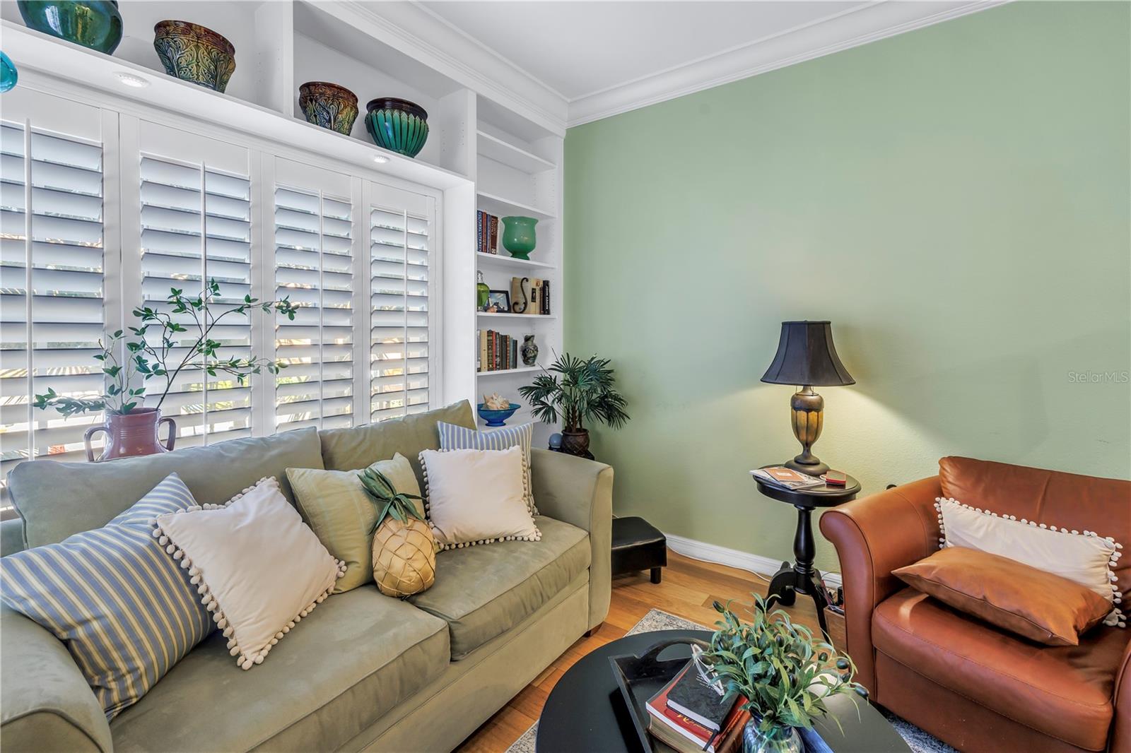 Image 26 of 86 For 100 4th Avenue S 207