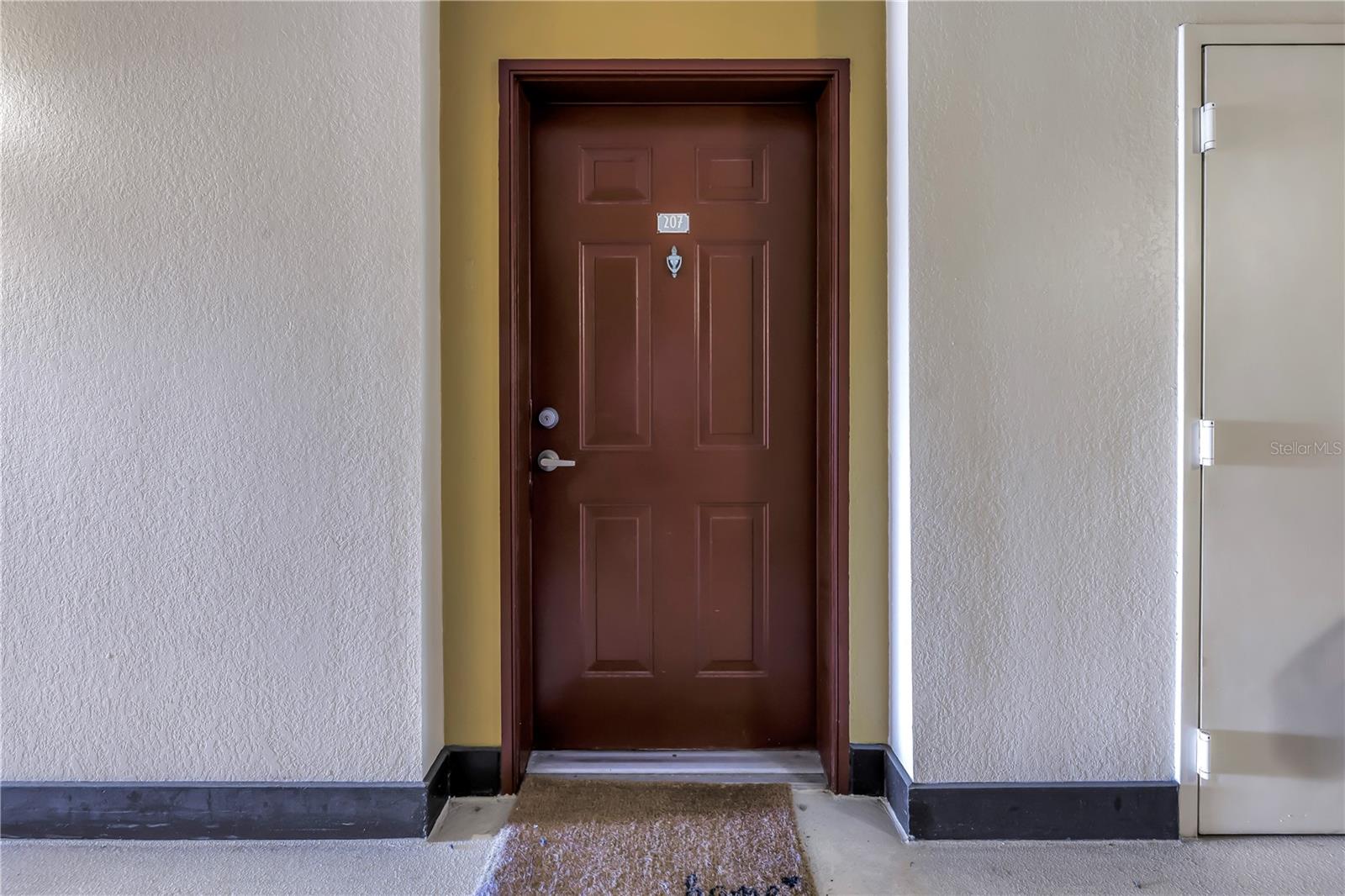 Image 29 of 86 For 100 4th Avenue S 207