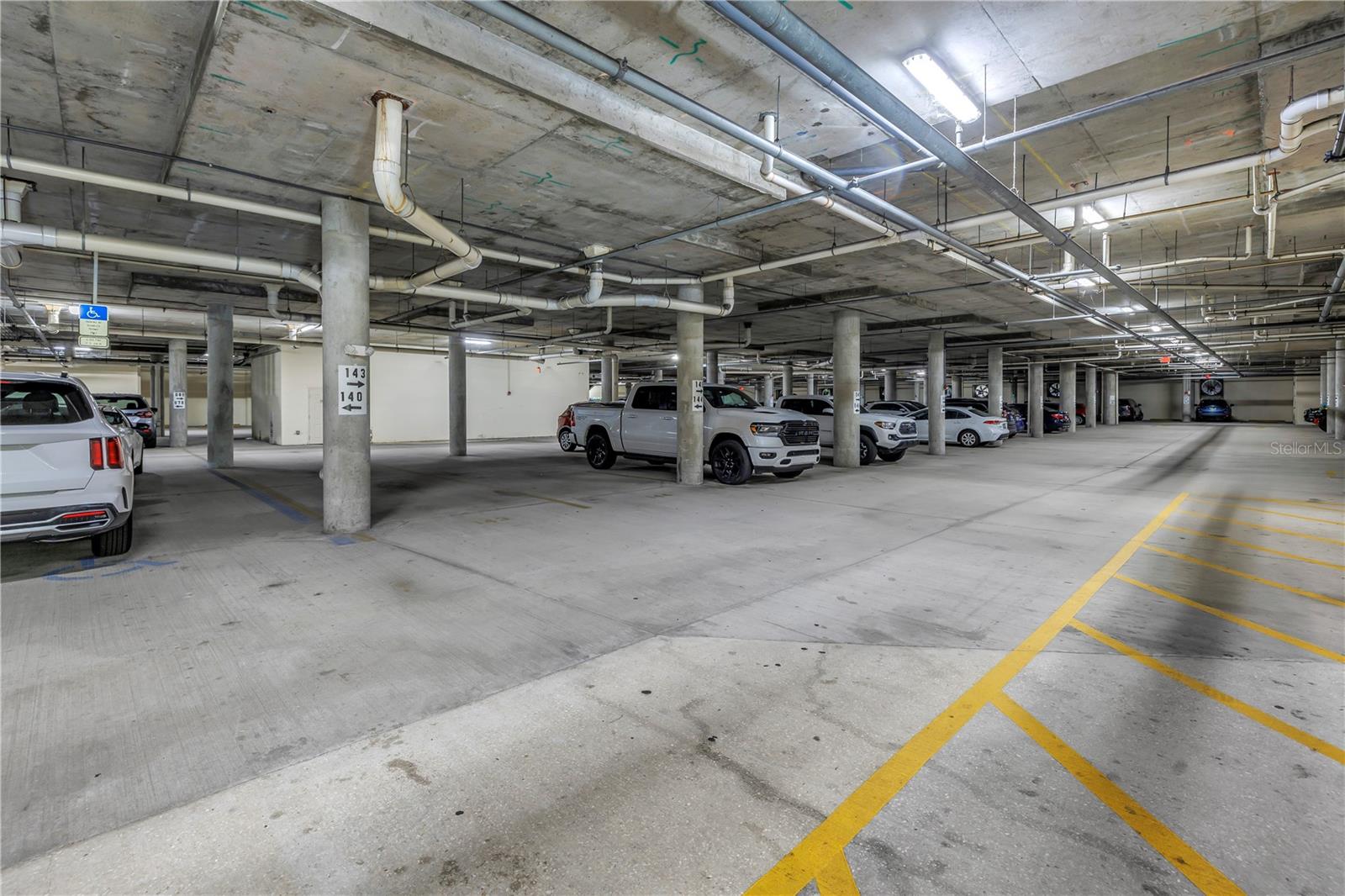 Image 65 of 86 For 100 4th Avenue S 207