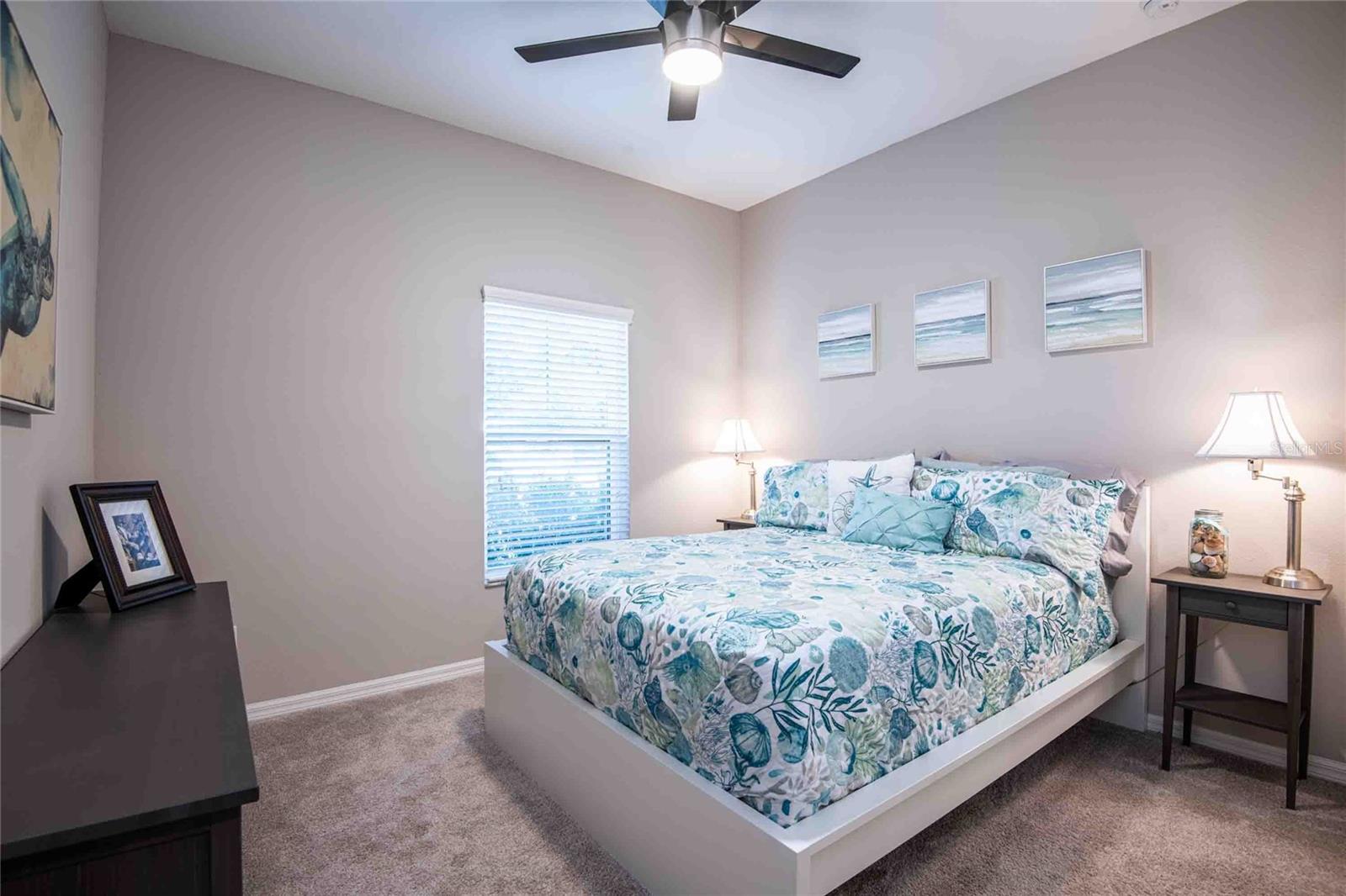 Listing photo id 9 for 8306 Bluevine Sky Drive