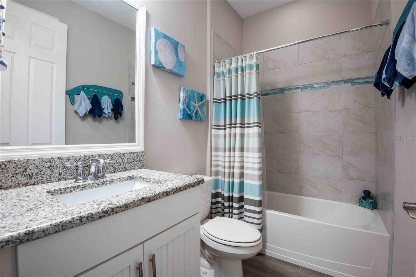 Listing photo id 10 for 8306 Bluevine Sky Drive