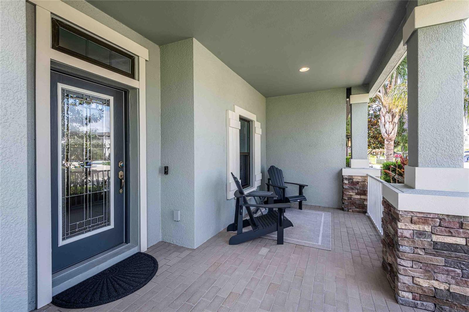 Listing photo id 4 for 8306 Bluevine Sky Drive