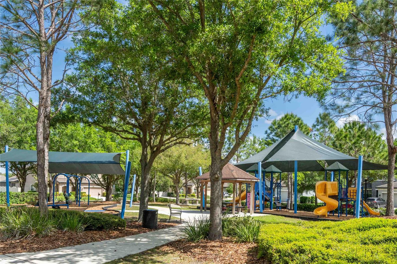 Listing photo id 80 for 8306 Bluevine Sky Drive