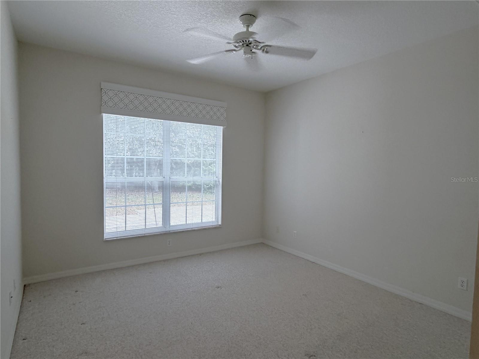 Image 14 of 21 For 13 Oak Village Boulevard S