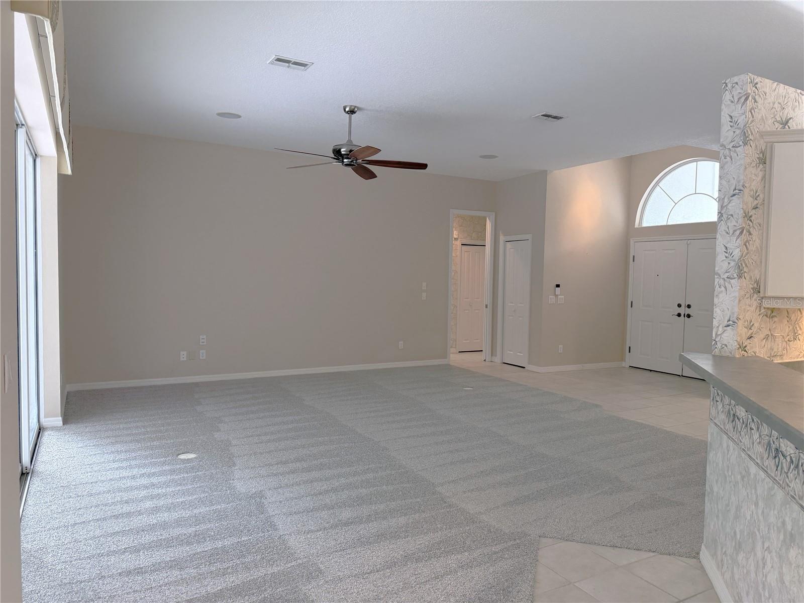 Image 8 of 21 For 13 Oak Village Boulevard S