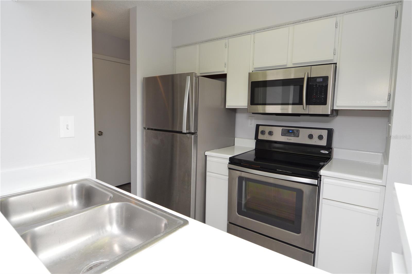 Image 5 of 90 For 8641 Fancy Finch Drive 202