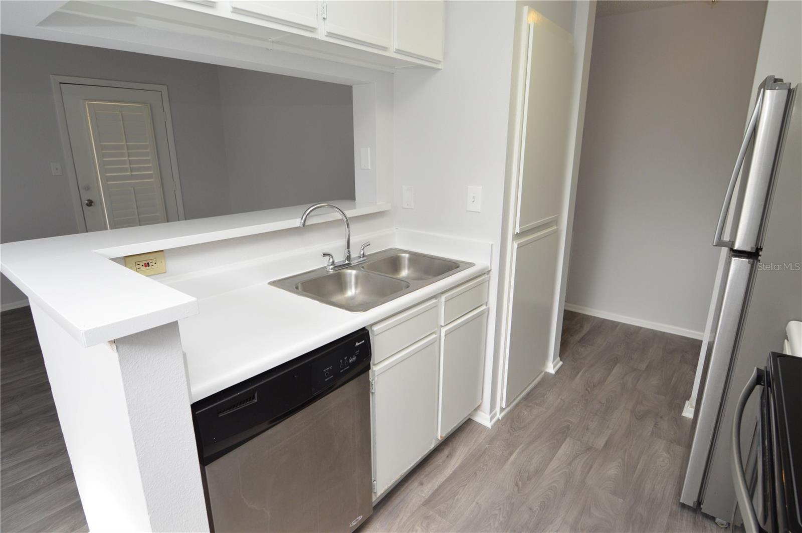 Image 8 of 90 For 8641 Fancy Finch Drive 202