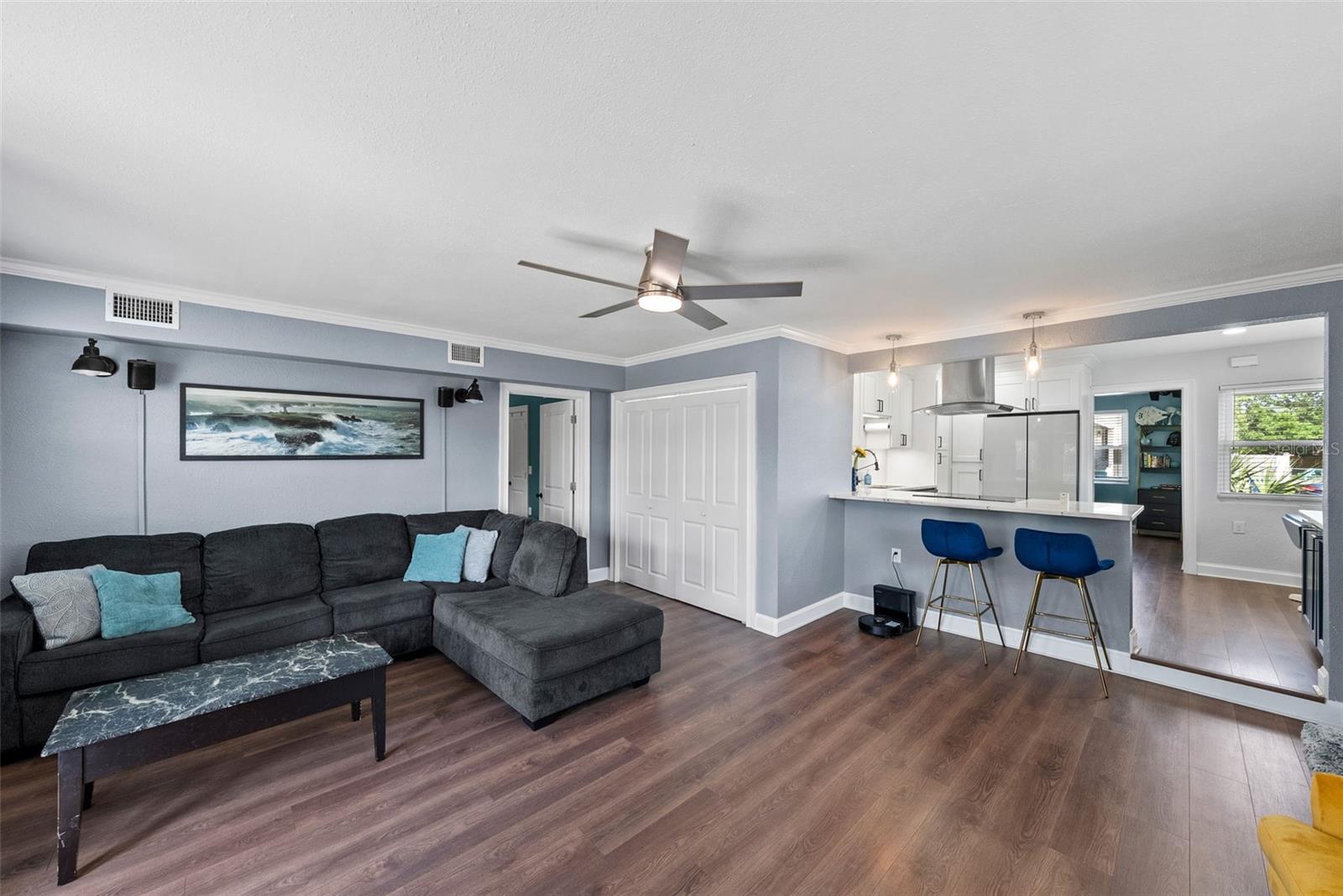 Image 8 of 26 For 824 61st Avenue Ne