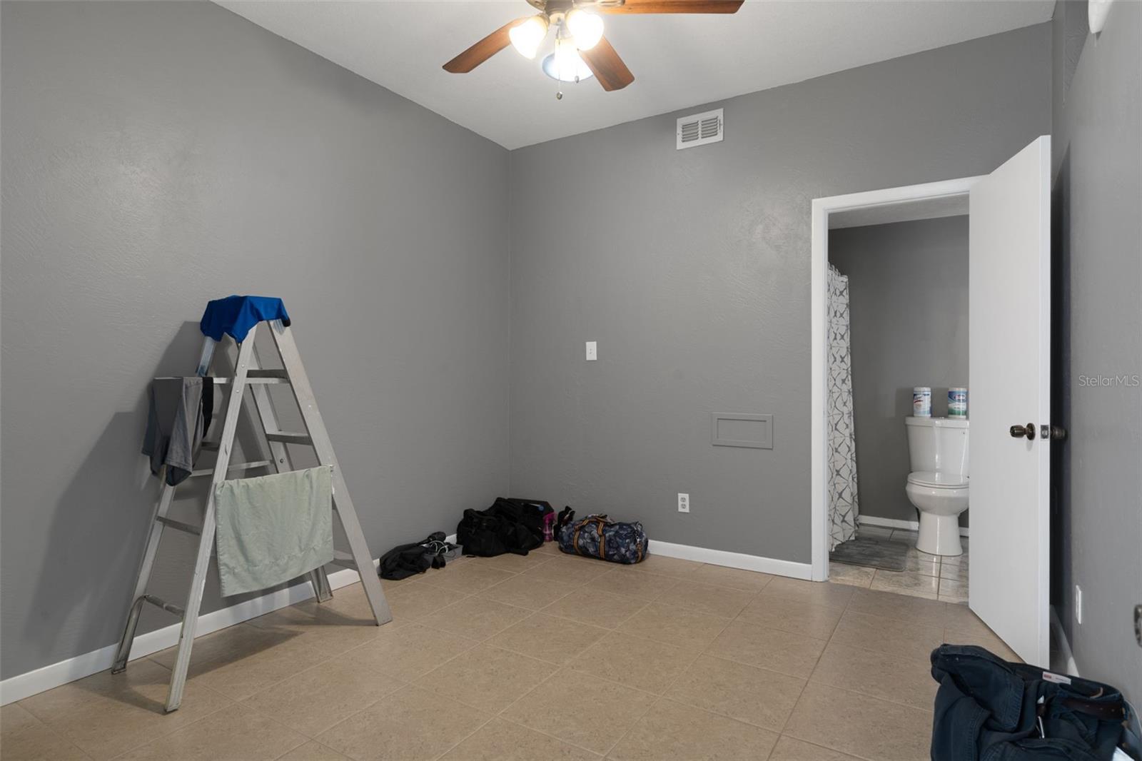 Image 12 of 60 For 5437 29th Avenue S