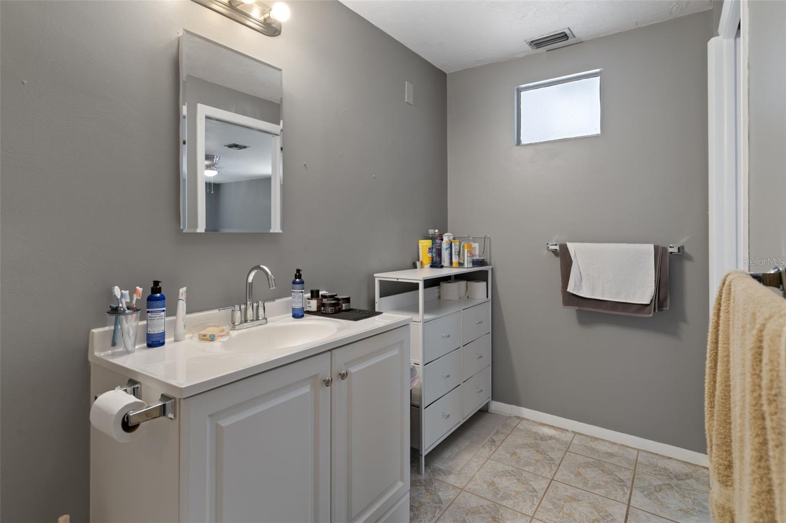 Image 13 of 60 For 5437 29th Avenue S