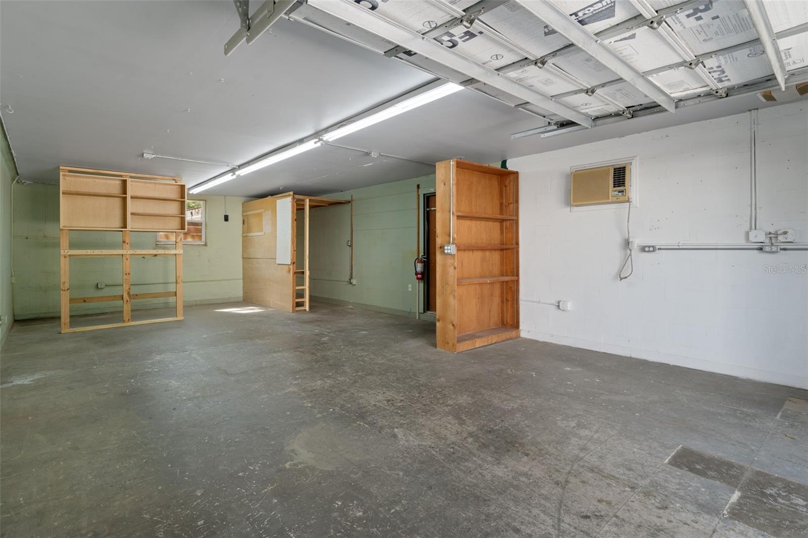 Image 41 of 60 For 5437 29th Avenue S