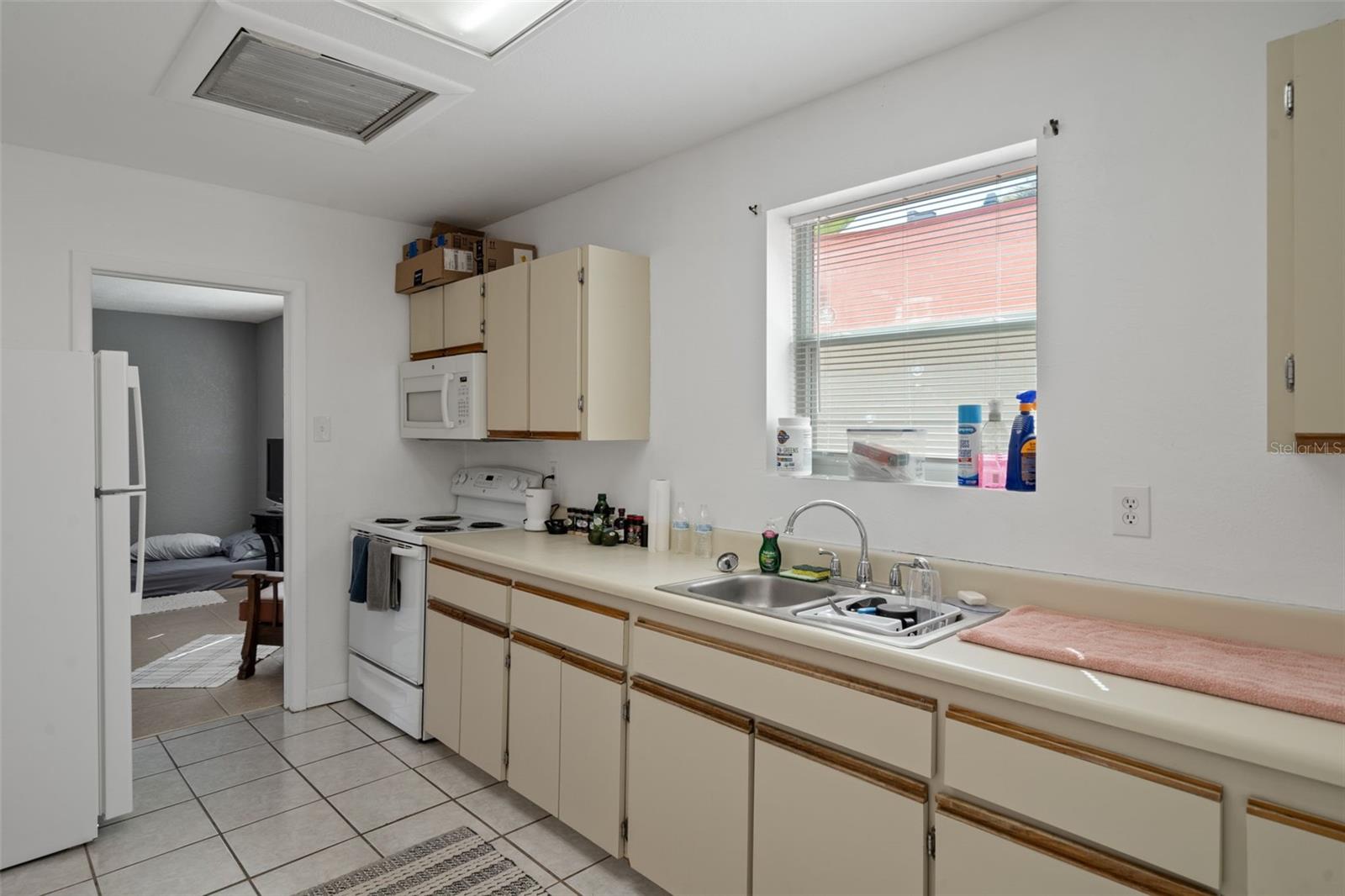 Image 9 of 60 For 5437 29th Avenue S