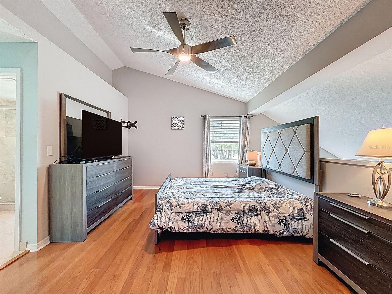 Image 37 of 62 For 3455 Countryside Boulevard 98