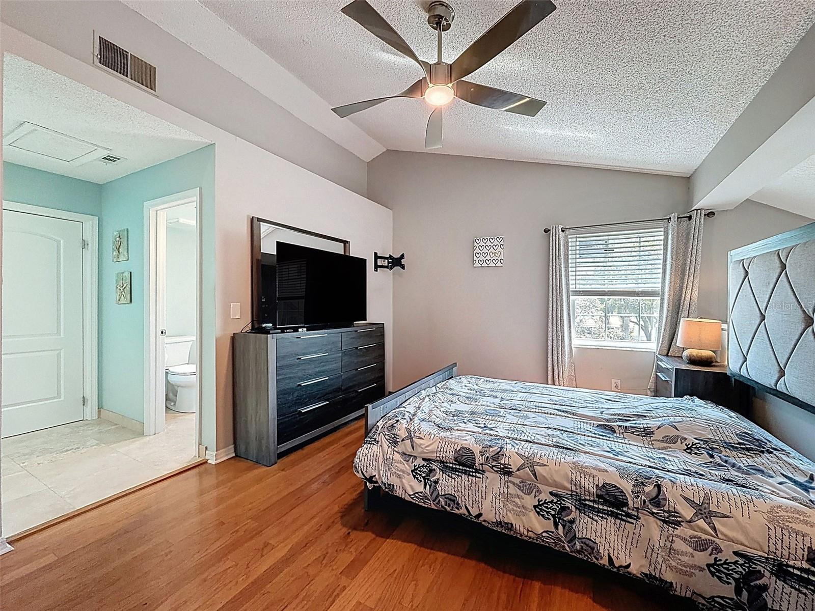 Image 39 of 62 For 3455 Countryside Boulevard 98