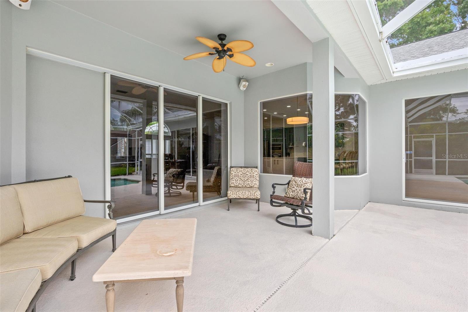 Listing photo id 57 for 3692 Johnathon Avenue