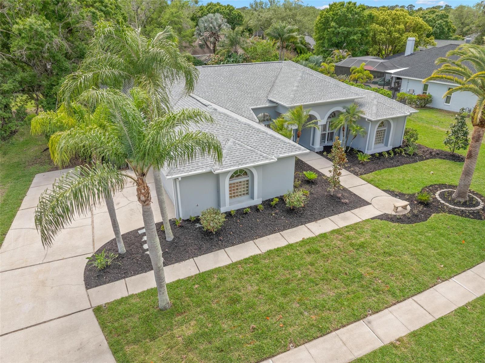 Listing photo id 60 for 3692 Johnathon Avenue