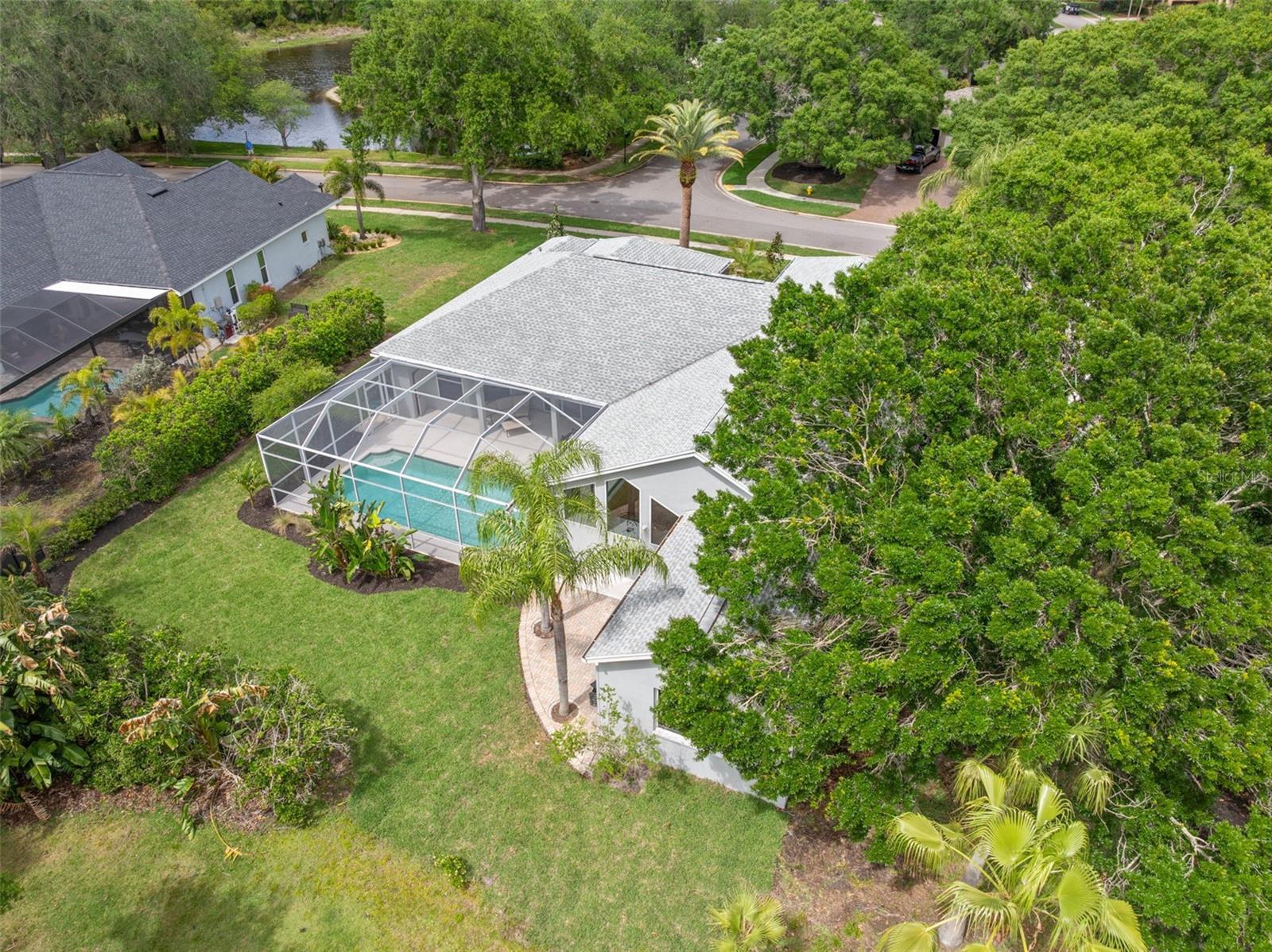 Listing photo id 62 for 3692 Johnathon Avenue