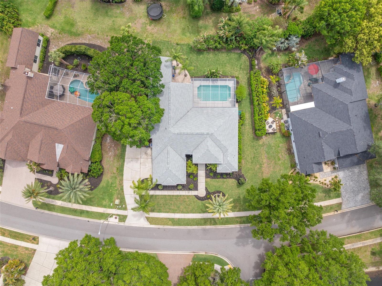 Listing photo id 67 for 3692 Johnathon Avenue